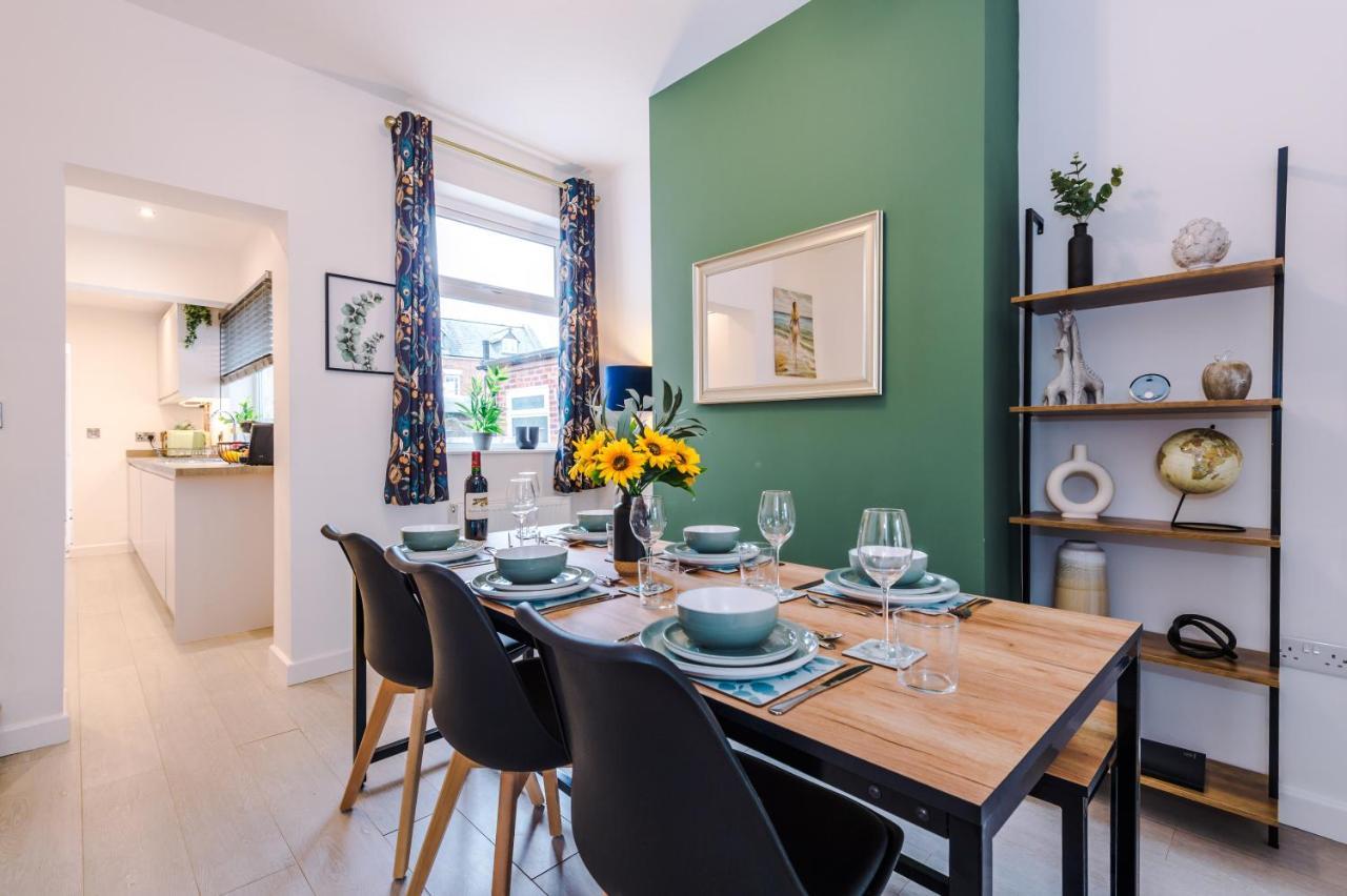 Stunning 3-Bed Home In Nantwich By 53 Degrees Property - Amazing Location, Ideal For Groups - Sleeps 6 Bagian luar foto