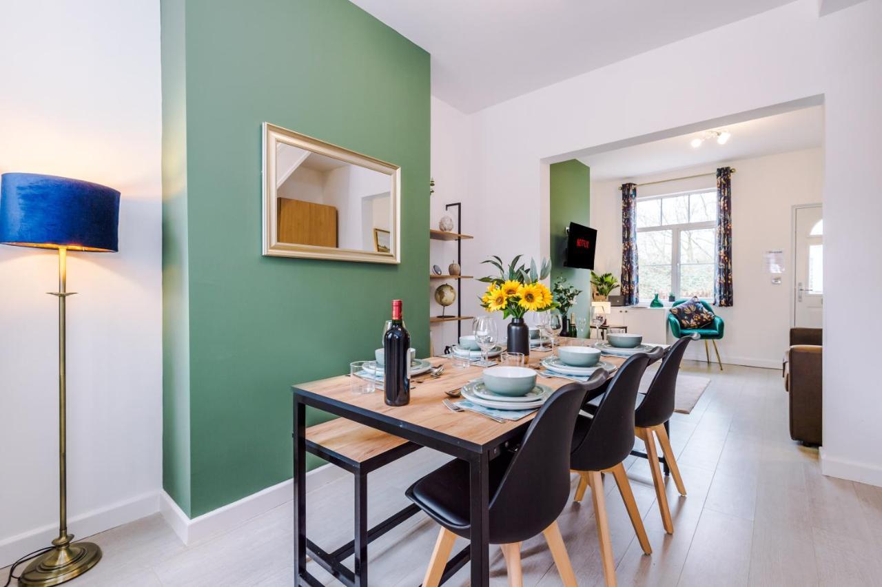 Stunning 3-Bed Home In Nantwich By 53 Degrees Property - Amazing Location, Ideal For Groups - Sleeps 6 Bagian luar foto