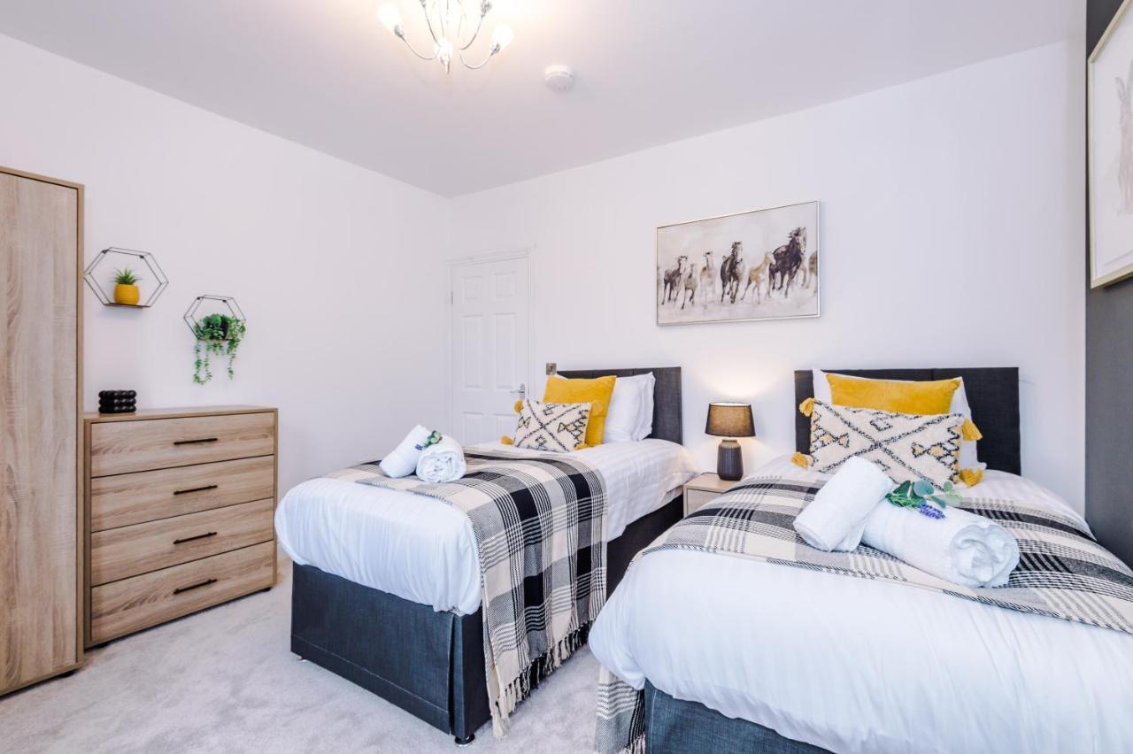 Stunning 3-Bed Home In Nantwich By 53 Degrees Property - Amazing Location, Ideal For Groups - Sleeps 6 Bagian luar foto