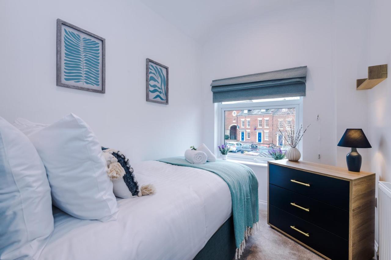 Stunning 3-Bed Home In Nantwich By 53 Degrees Property - Amazing Location, Ideal For Groups - Sleeps 6 Bagian luar foto