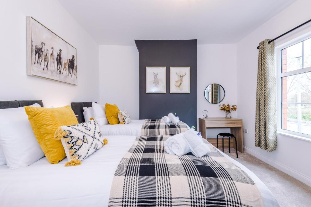 Stunning 3-Bed Home In Nantwich By 53 Degrees Property - Amazing Location, Ideal For Groups - Sleeps 6 Bagian luar foto